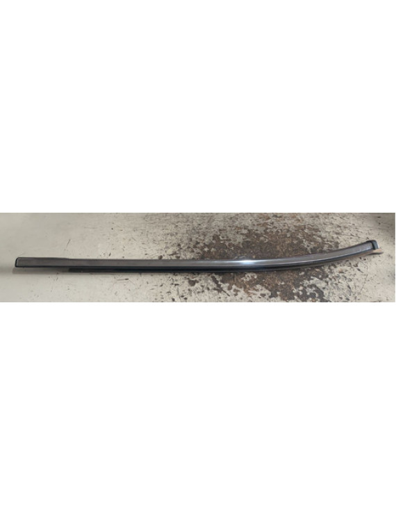 Friso Cromado Lateral Traseiro Esquerdo S10 2019 Preto