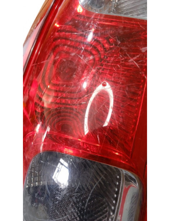 Lanterna Fumê Esquerda Fiat Uno Vivace 2011 - 2014 Esquerdo/motorista Vermelho