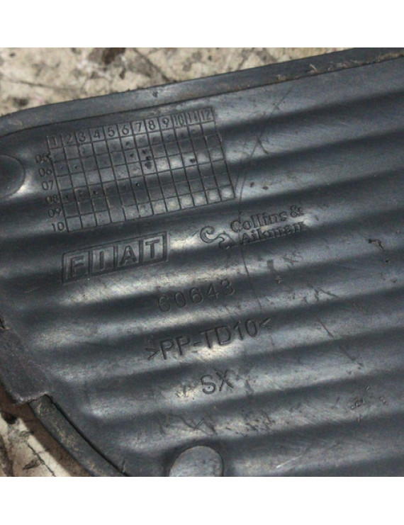 Moldura Parachoque Diant Esquerdo Fiat Idea 05 - 10 / 60643