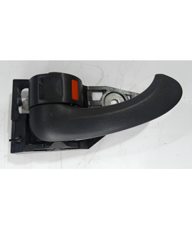 Maçaneta Interna Traseira Esquerda Rav4 2010 2011 2012 Preto Traseira