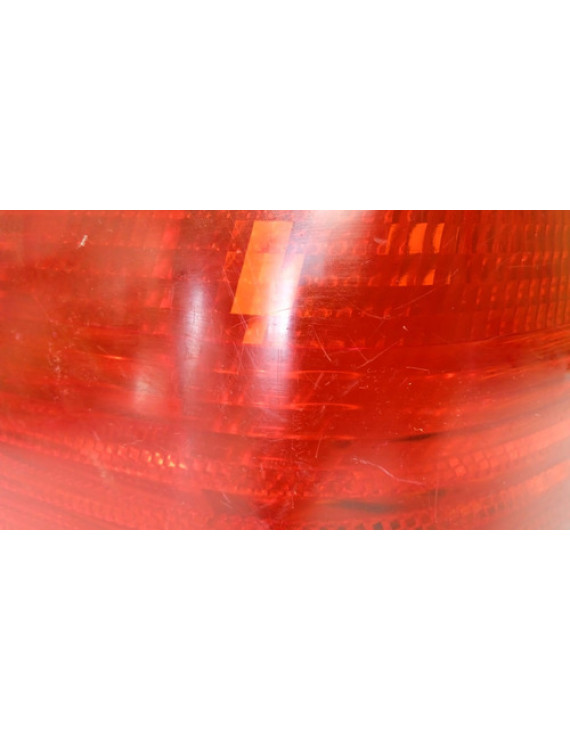 Lanterna Esquerda Bmw 320 1999 2000 2001 Avaria Esquerdo/motorista Vermelho