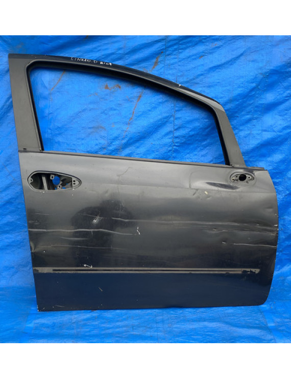 Porta Dianteira Direita Fiat Linea 2009 A 2016 Dianteira Direita Preto