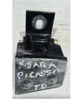 Dobradiça Porta Superior Traseira Direita Picasso Xsara 2006 Dobradiça Porta Superior Traseira Direita Picasso Xsara 2006