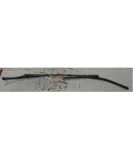 Braço Do Limpador Parabrisa Direito Audi A4 2010 - 2015 Direito