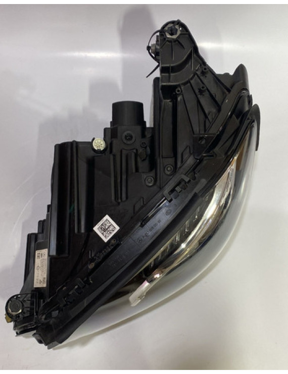 Farol Esquerdo Mercedes E300 2020 Completo / Detalhe Esquerdo/motorista