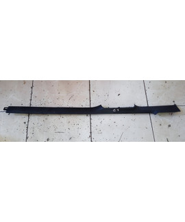 Moldura Soleira Direita Audi A3 2001 - 2005 Preto Moldura Soleira Direita Audi A3 2001 - 2005 Preto