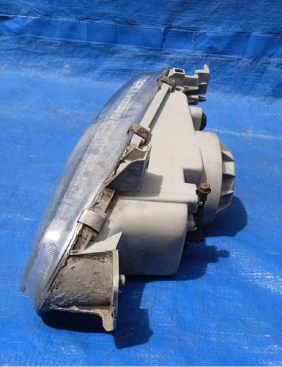 Farol Direito Hyundai Accent 1994 1995 1996 1997 Direito/passageiro