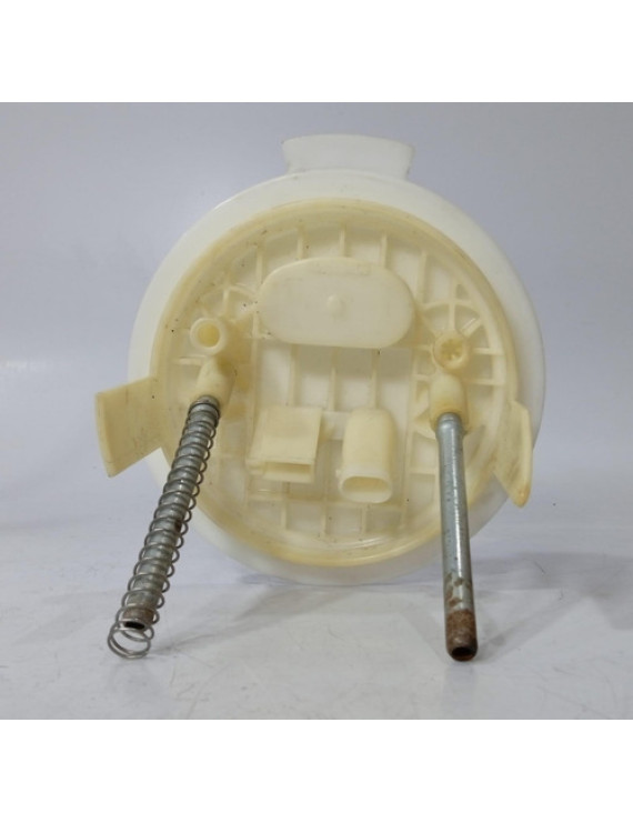Flange Bomba Combustível Mercedes C180 C200 Cgi 2013 2014 Branco
