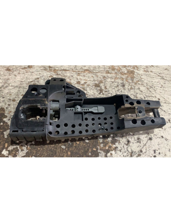 Suporte Maçaneta Externa Traseira Esquerda Audi Q3 2015 Preto
