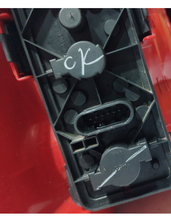 Lanterna Direita Mercedes Ml320 Ml500 2001 - 2006 Direito/passageiro Vermelho