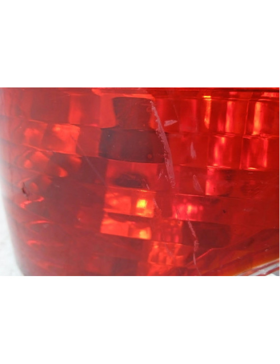 Lanterna Esquerda Ford Focus Sedan 2001 - 2008 Esquerdo/motorista Vermelho