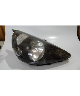 Farol Direito Honda Fit 2003 - 2008 Detalhe Direito/passageiro Farol Direito Honda Fit 2003 - 2008 Detalhe Direito/passageiro