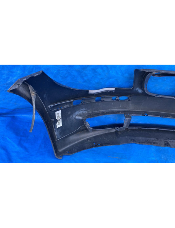 Parachoque Dianteiro Bmw 118i 2007 A 2010 / Detalhe Preto