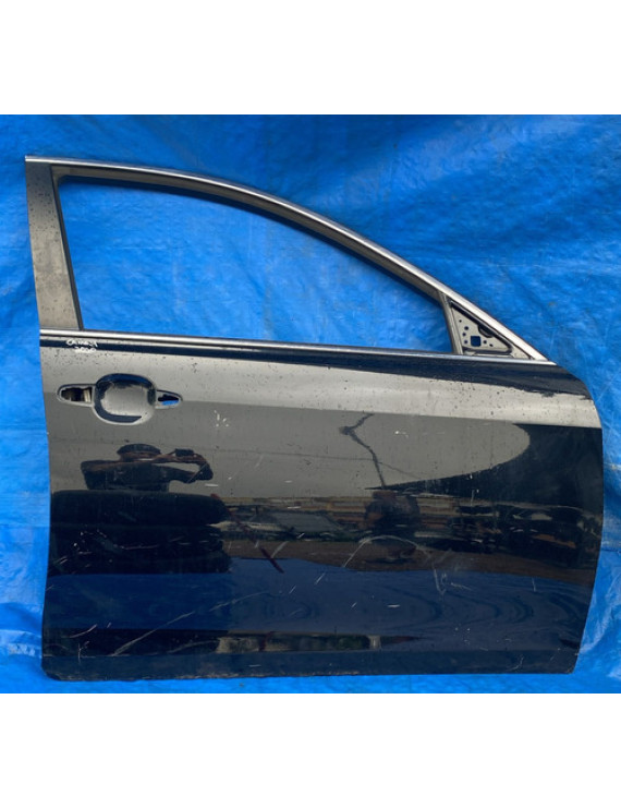 Porta Dianteira Direita Camry 2010  Dianteira Direito Preto
