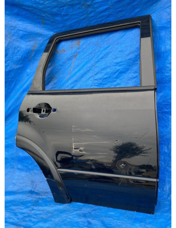 Porta Traseira Direita Mitsubishi Airtrek 2003 2008 Detalhe Traseira Direita Preto