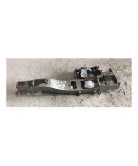 Suporte Maçaneta Ext Tras Esq Peugeot 2008 2012  Cinza