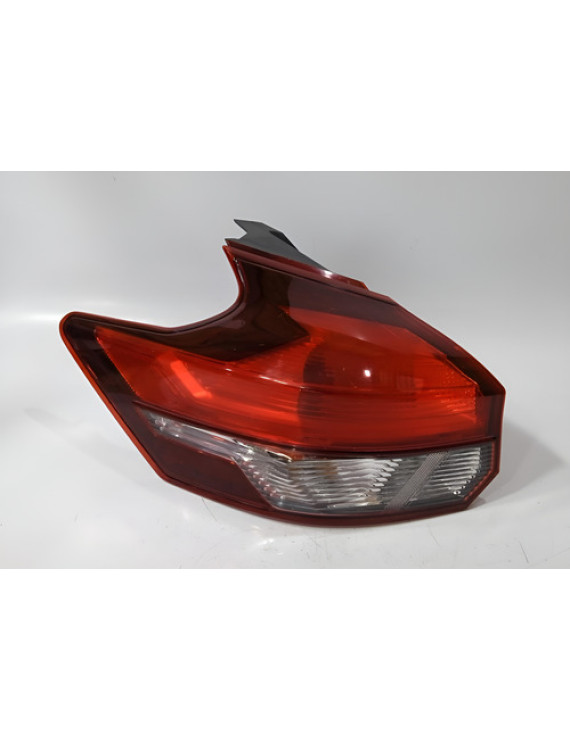 Lanterna Esquerda Kicks 2016 2017 2018 2019 2020 Esquerdo/motorista Vermelho