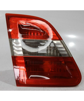 Lanterna Esquerda Tampa Mercedes B180 B170 2010 2011 Esquerdo/motorista