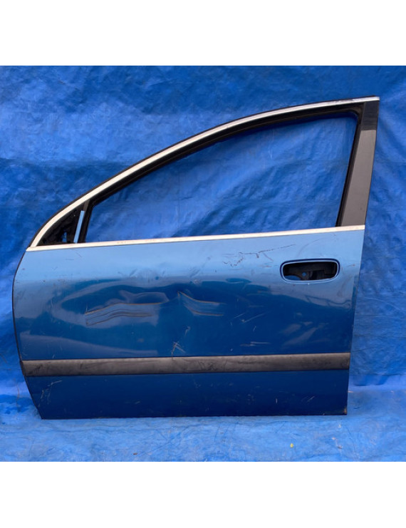 Porta Dianteira Esquerda Peugeot 607 1999 A 2008 / Detalhe Dianteira Esquerdo Azul