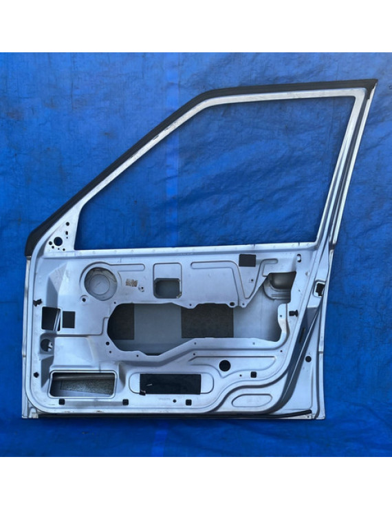 Porta Dianteira Direita Volvo S70 1998 A 2000 Dianteira Direita Prata