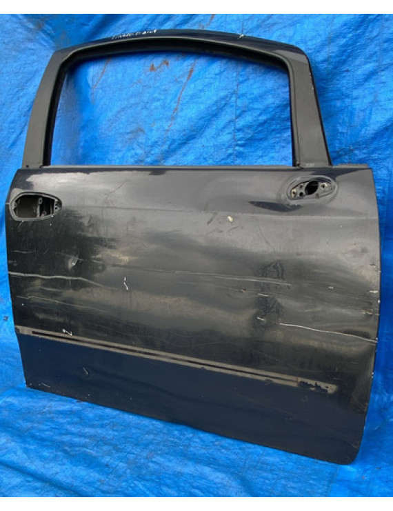 Porta Dianteira Direita Fiat Linea 2009 A 2016 Dianteira Direita Preto