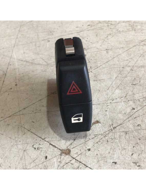 Botão Pisca Alerta + Trava Elétrica Bmw X1 2014  Preto