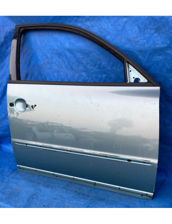 Porta Dianteira Direita Passat Alemão 1997 A 2005 Dianteira Direita Prateado
