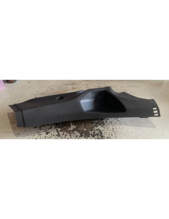 Acabamento Lateral Tras Dir Focus Hatch 14-16 Bm51-a31016-ew