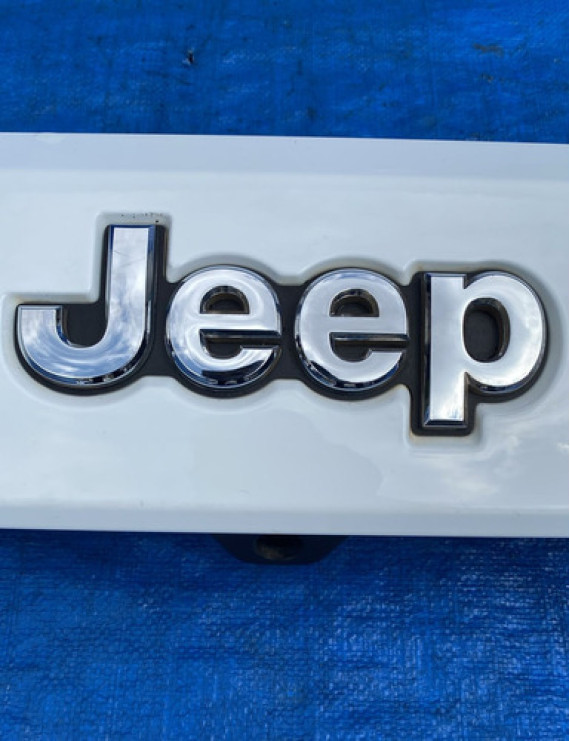 Moldura Tampa Traseira Grand Cherokee 2014 A 2021 Branco