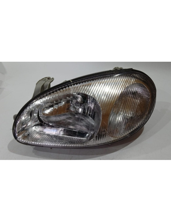 Farol Esquerdo Daewoo Lanos 2000    Esquerdo