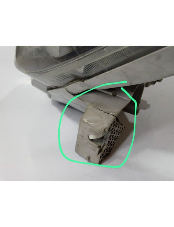Farol Esquerdo Hilux Sw4 2004 - 2008 Detalhe Esquerdo/motorista