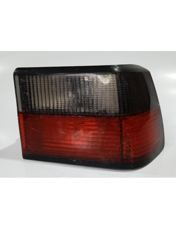 Lanterna Direita Xantia 1994 1995 19996 1997 1998 1999 Direito/passageiro Vermelho