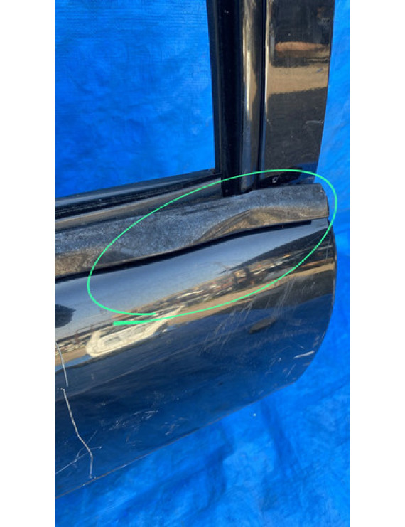 Porta Traseira Direita Chrysler Stratus 1996 A 2000 /detalhe Traseira Direita Preto