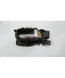 Maçaneta Interna Traseira Direito Peugeot 308 408 C4 2012 Traseira
