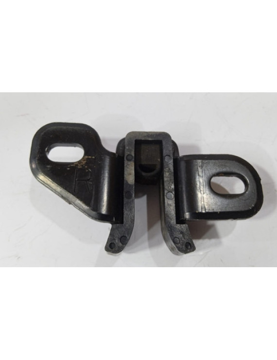 Batente Direito Tampa Traseira Outlander 2014 - 2019 Preto
