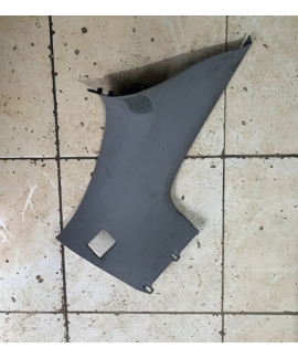 Moldura Coluna Traseira Esquerda Porsche Cayenne 2005 - 2008 Moldura Coluna Traseira Esquerda Porsche Cayenne 2005 - 2008