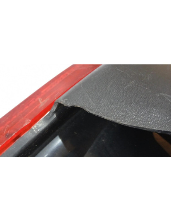 Lanterna Direita Xsara 1997 - 2001 Detalhe Direito/passageiro Vermelho