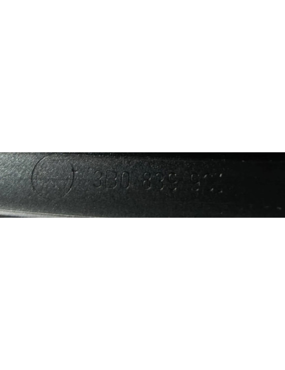 Moldura Externa Porta Traseira Esquerda Passat 1998 - 2000 Preto