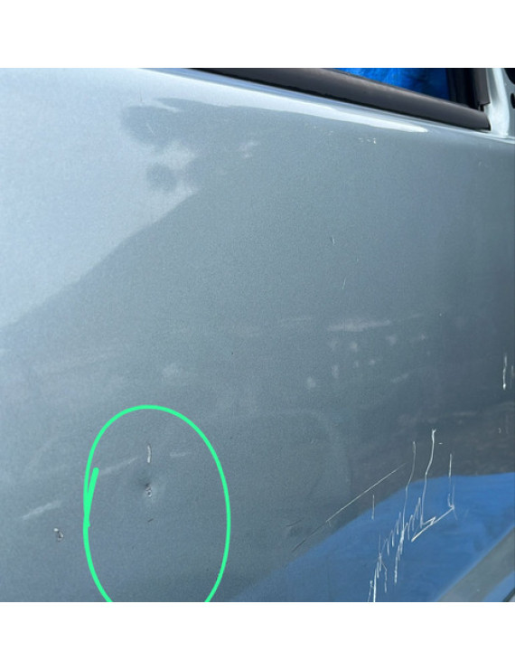 Porta Dianteira Direita Renault Kangoo 2005 A 2012 Detalhe Dianteira Direita Prateado