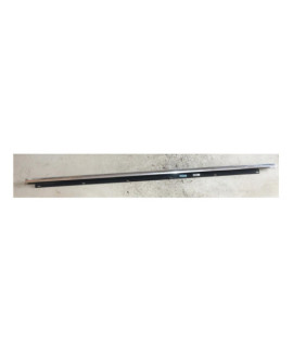 Friso De Porta Dianteiro Direito Jetta 2006 / 1k5837476d Friso De Porta Dianteiro Direito Jetta 2006 / 1k5837476d