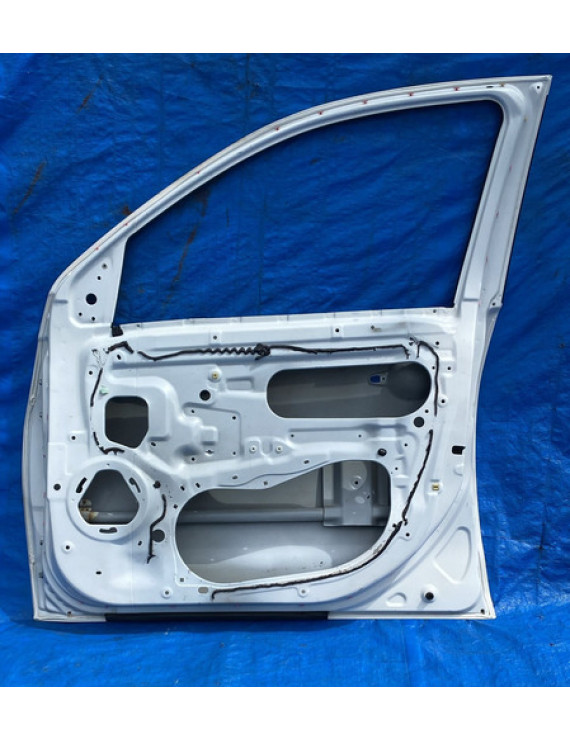 Porta Dianteira Direita Outlander 2008 Á 2013 / Avaria Dianteira Direita Branco