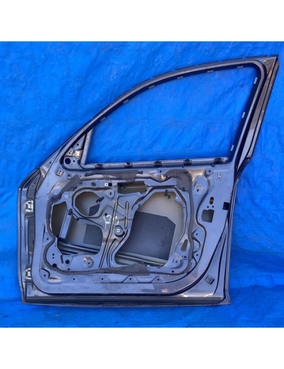 Porta Dianteira Direita Bmw 118i 120i 2007 2008 A 2012 Dianteira Direita Cinza-escuro