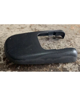 Acabamento Parafuso Banco Traseiro Dir Honda Crv 2007 - 2012 Preto Acabamento Parafuso Banco Traseiro Dir Honda Crv 2007 - 2012 Preto