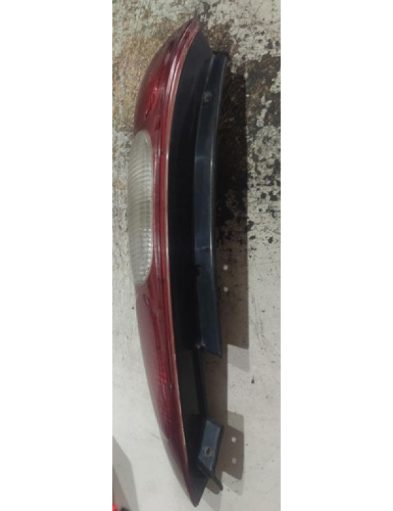Lanterna Traseira Direita Kia Clarus Sw Glx 1998 Direito