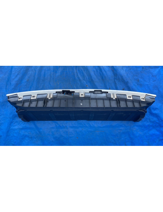 Tampa Traseira Inferior Peugeot 3008 2009 A 2016 / Detalhe Branco