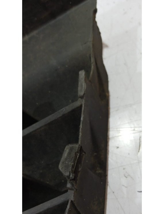 Grade Dianteira Gol Parati Saveiro 2003 2004 2005 / Detalhe Fosco