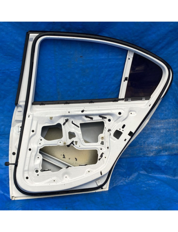 Porta Traseira Direita Bmw 320 2008 2009 2010 2011 2012  Traseira Direito Branco