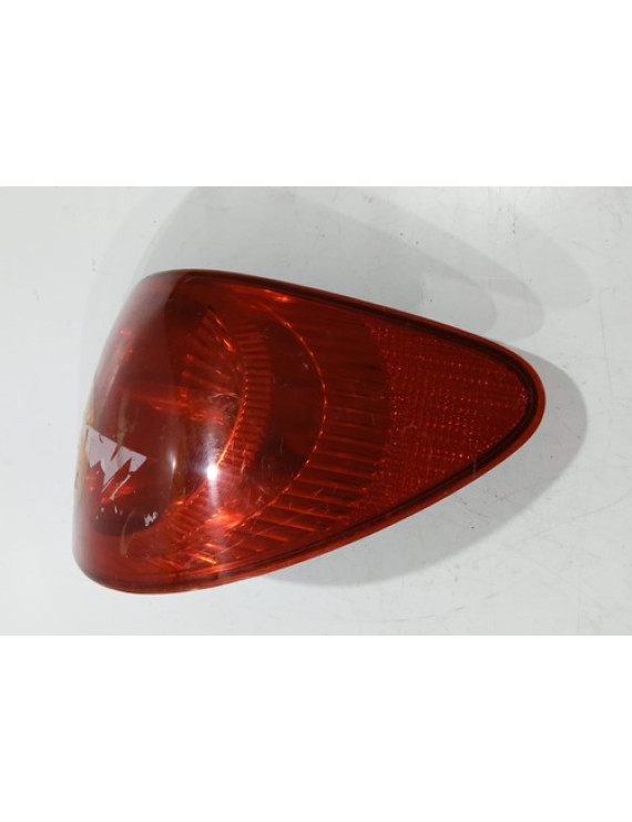 Lanterna Direita Corolla 2003 2004 2005 2006 2007 Direito/passageiro Vermelho Com Seção Âmbar