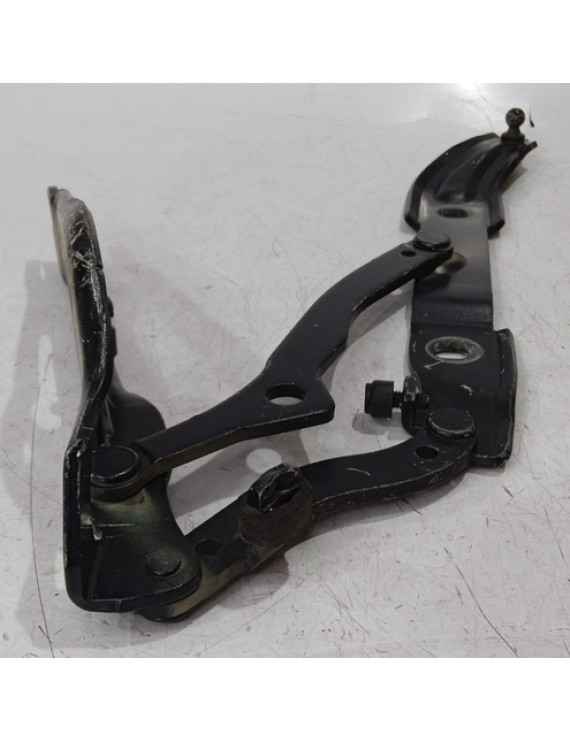 Dobradiça Direita Tampa Traseira Bmw 320i 2008 2009