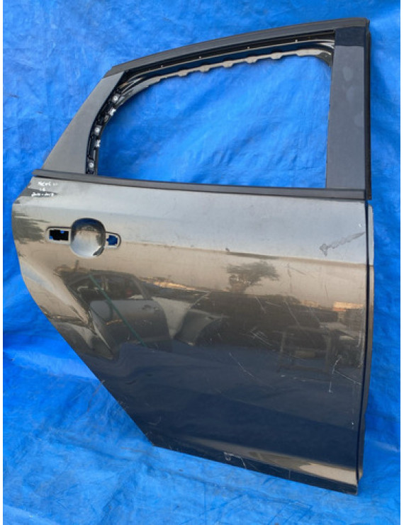 Porta Traseira Direita Focus Sedan 2014 A 2018 Traseira Direita Preto